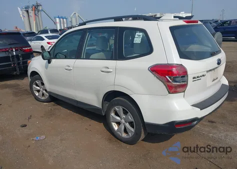 2016 Subaru Forester 2.5I z USA, uszkodzony, nr VIN JF2SJABC2GH436851